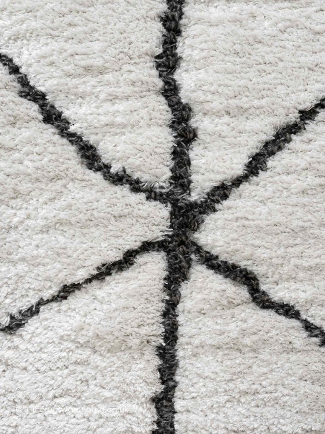 Karimbo White Rug - 6