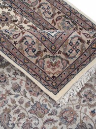 Isfahan Cream Rug - Thumbnail - 7