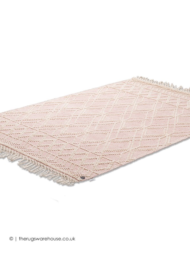 Macrame Rose Rug - 9