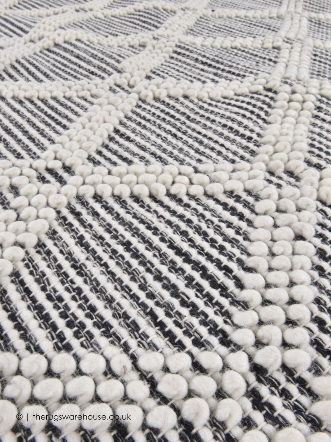 Macrame Monochrome Circle Rug - 4