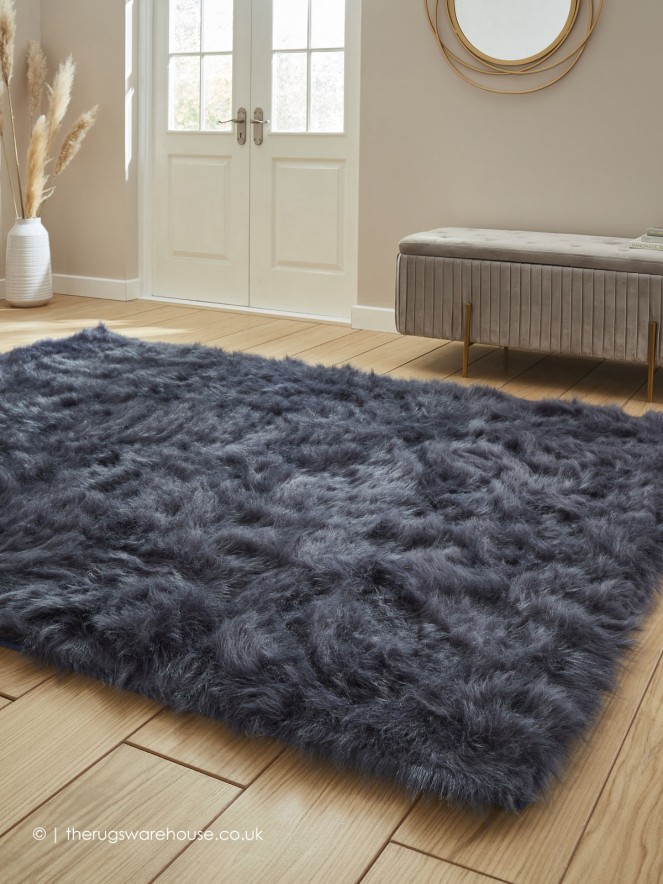 Polar Plush Navy Rug - 3