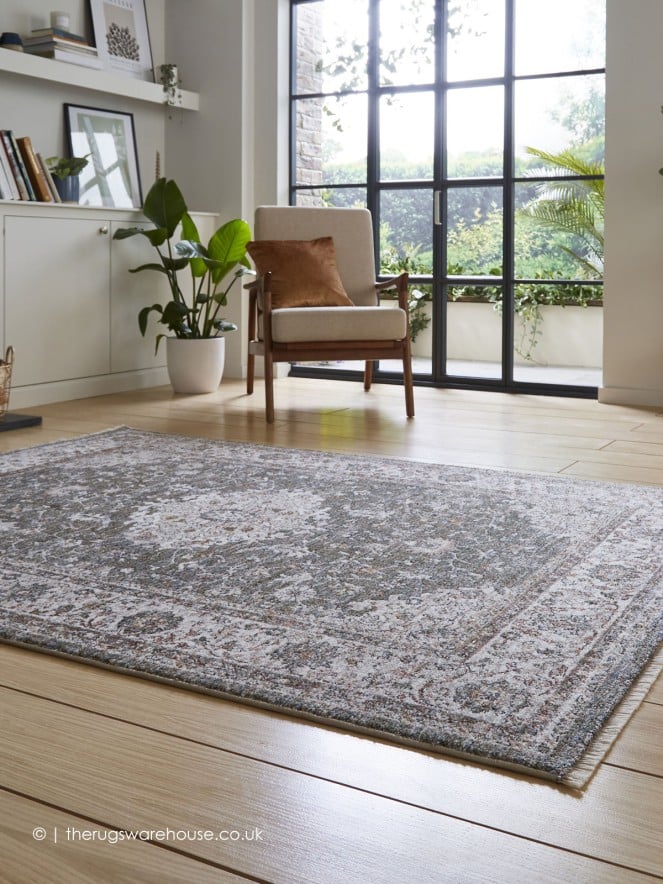 Tashkan Green Rug - 3