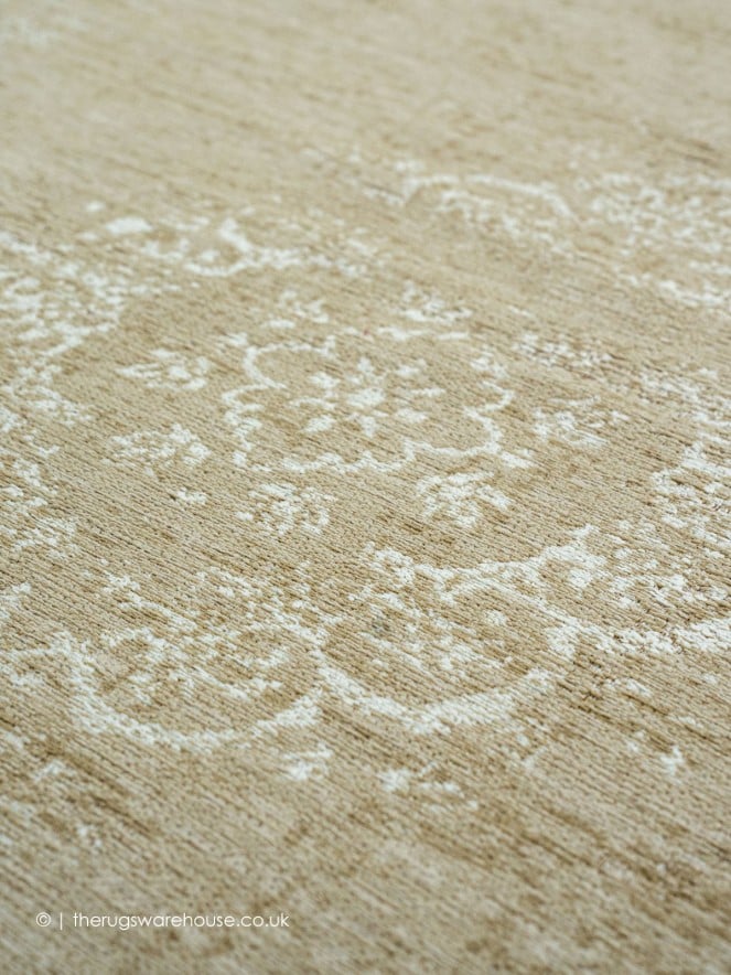 Fading Milk Curry Rug - 7